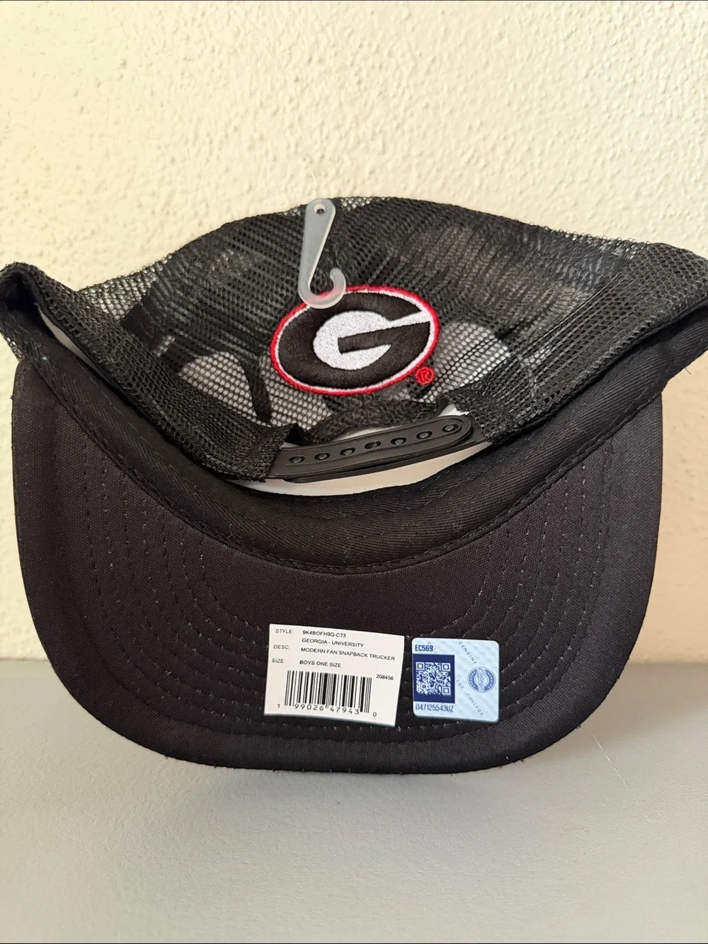 NWT Georgia Bulldogs Boys SnapBack